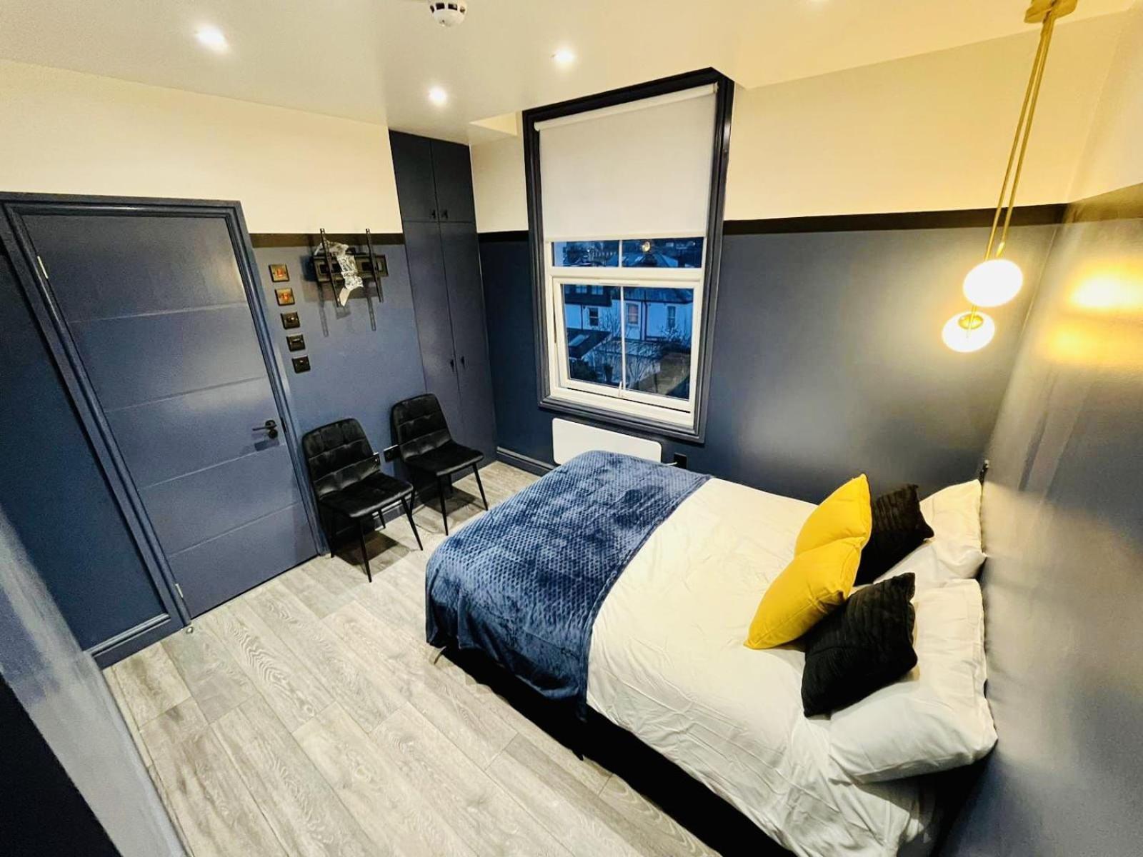 London 39 Blue House Luxury Ensuite Ideal For Tourists מראה חיצוני תמונה