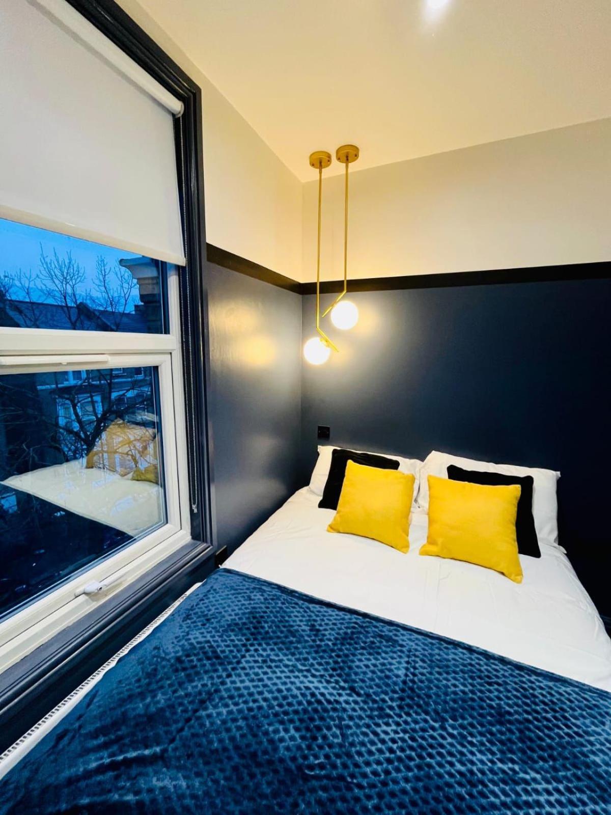 London 39 Blue House Luxury Ensuite Ideal For Tourists מראה חיצוני תמונה