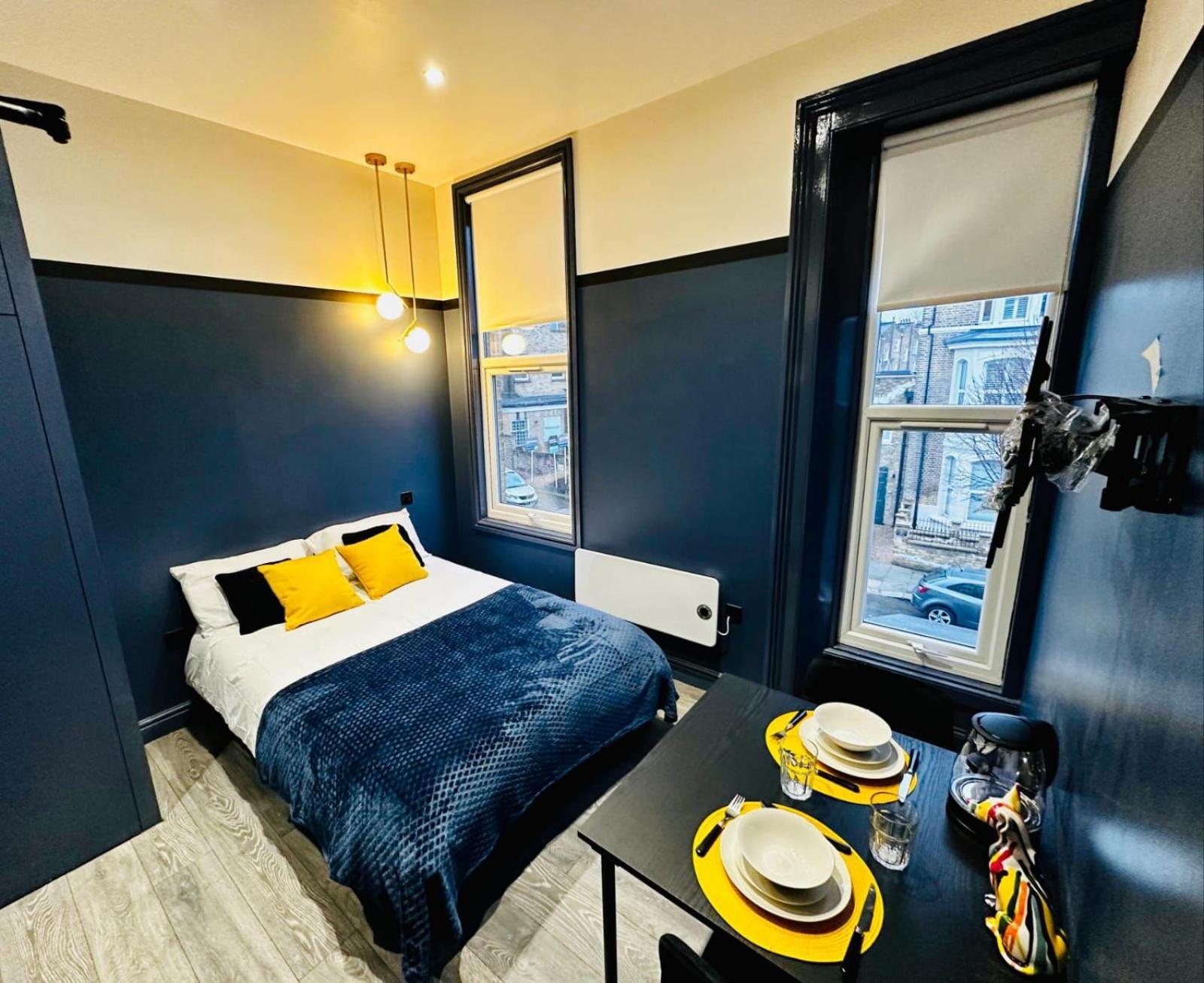London 39 Blue House Luxury Ensuite Ideal For Tourists מראה חיצוני תמונה
